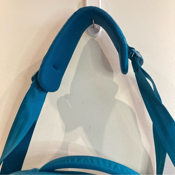 MEC  Stratis Messenger Shoulder Bag 13L Unisex laptop backpack daypack waist - Picture 15 of 16